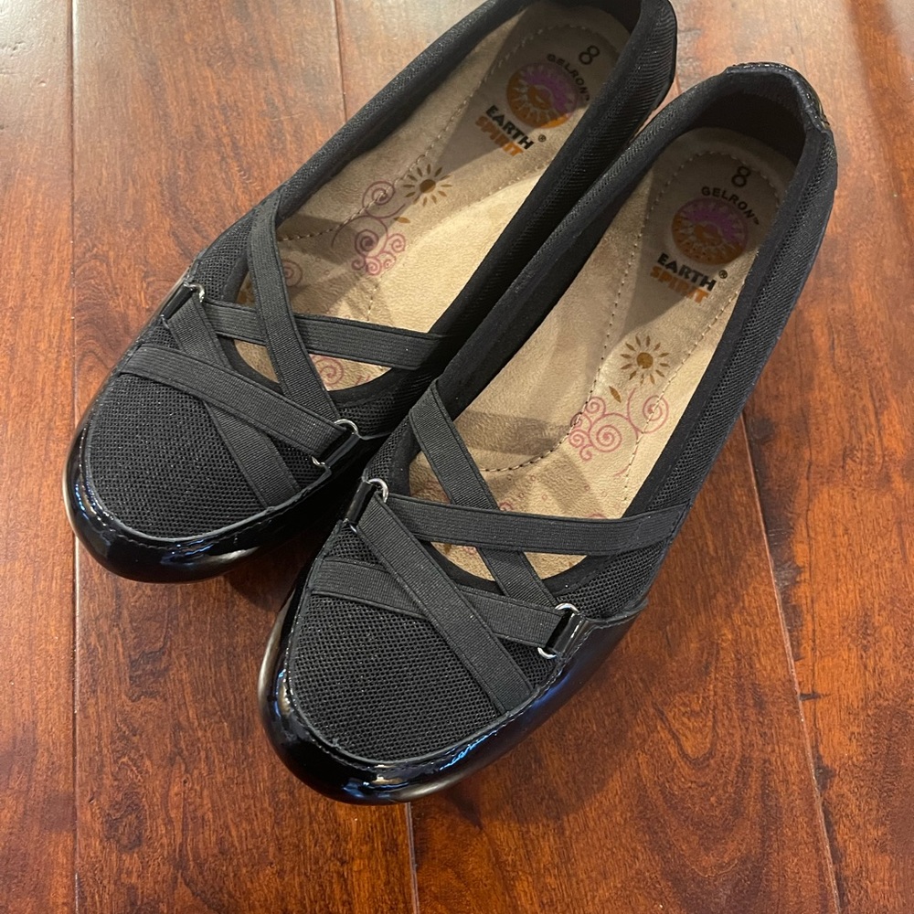 Easy Spirit Gelron size 8 Black Patent leather ballet flats